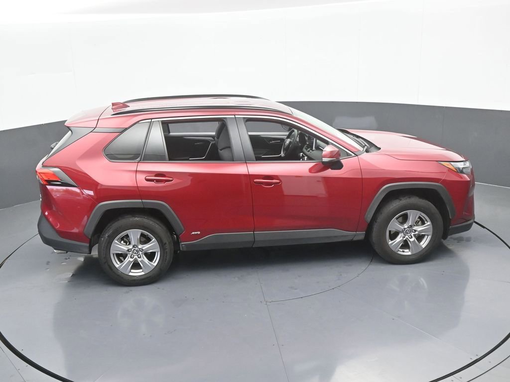 Used 2025 Toyota RAV4 XLE image 55