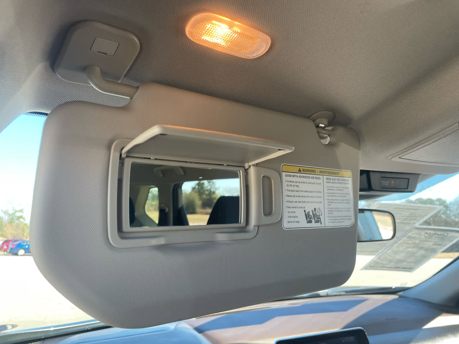 Used 2023 Nissan Rogue SV image 27