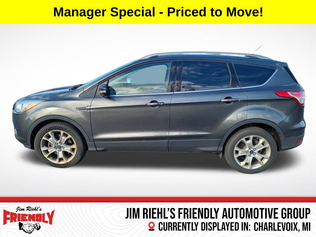 Used 2016 Ford Escape Titanium image 2