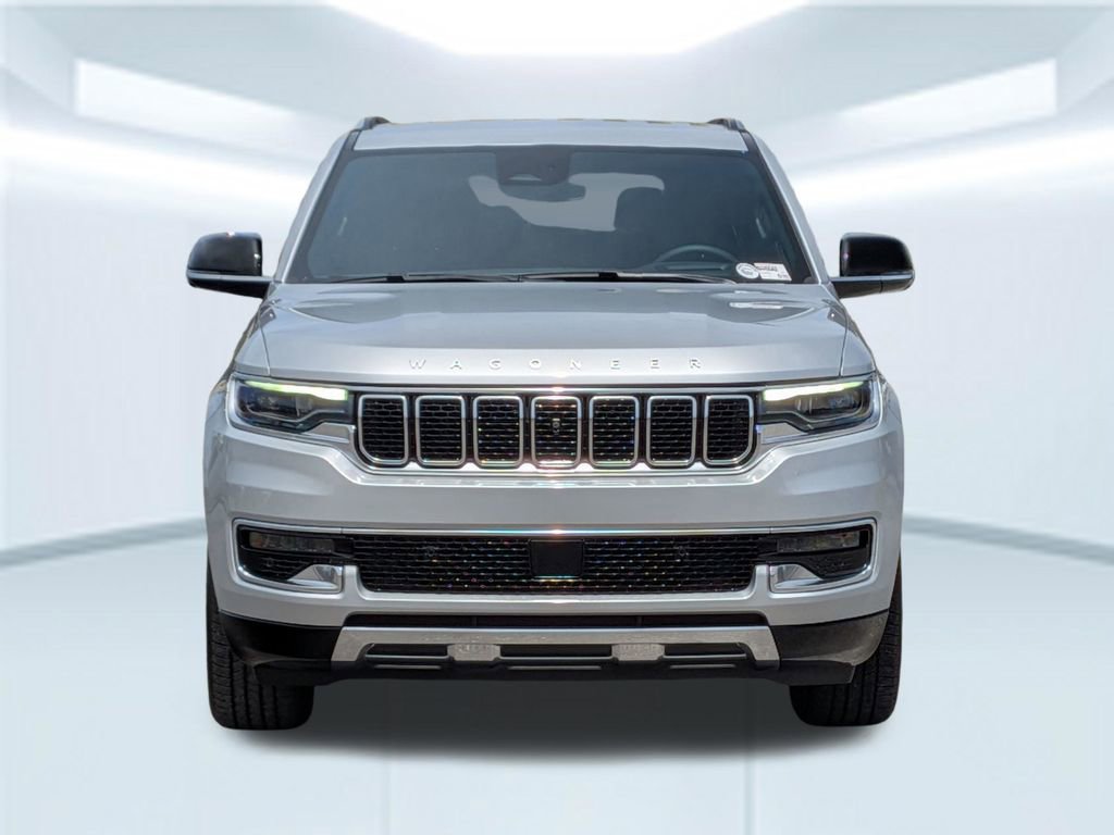 Used 2024 Jeep Wagoneer Series III w/ Convenience Group I AWD/4WD image 11
