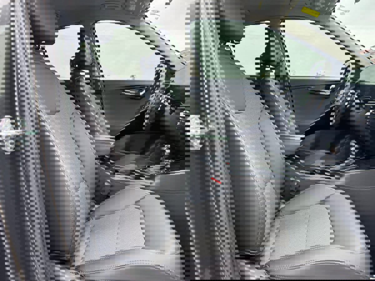 Used 2025 Kia Niro EX Touring image 20