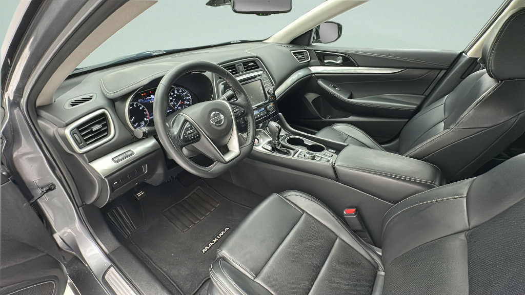 Used 2020 Nissan Maxima 3.5 SV w/ Floor Mat Group FWD image 11