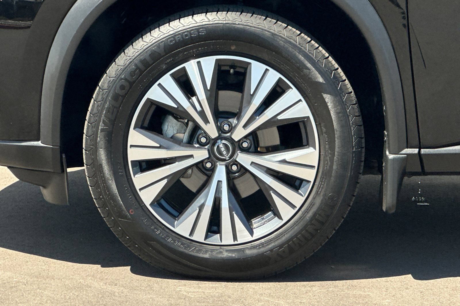 Used 2023 Nissan Rogue SV FWD image 36