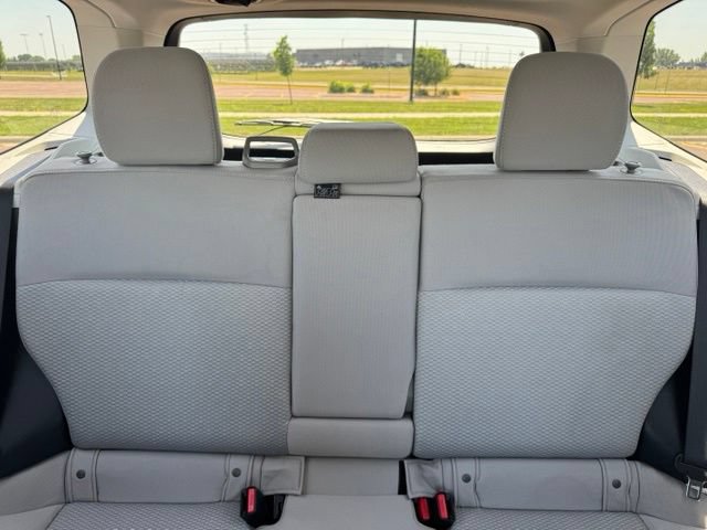 Used 2016 Subaru Forester 2.5i Premium w/ All-Weather Package AWD/4WD image 27
