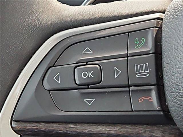 Used 2023 Jeep Grand Cherokee L Limited RWD image 24