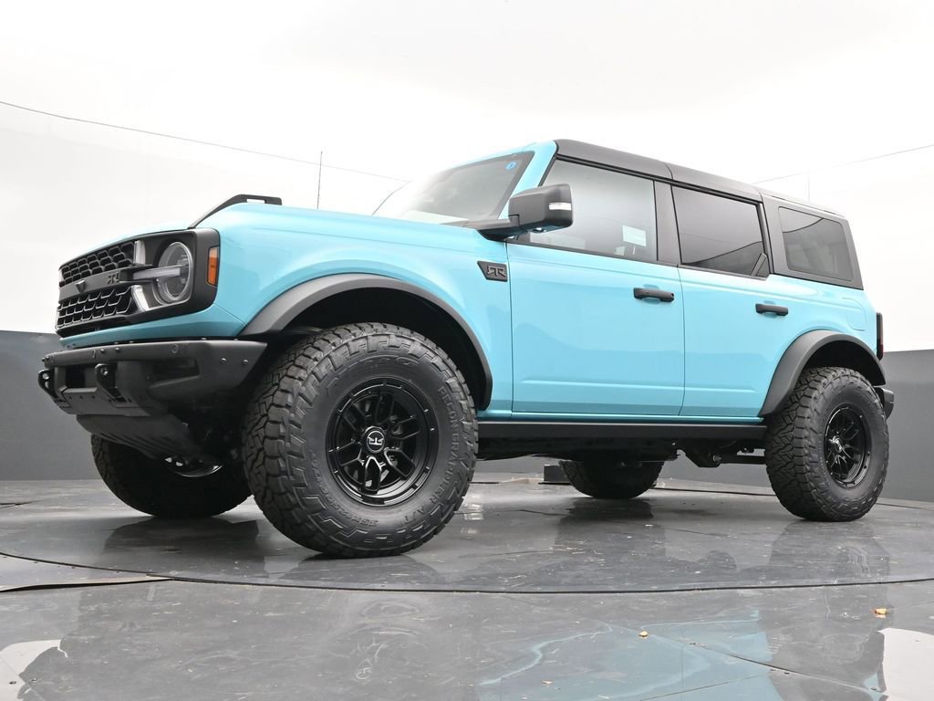 New 2025 Ford Bronco Badlands image 39