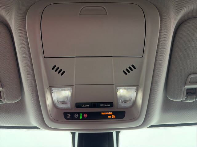 Used 2025 Chevrolet Blazer LT image 52