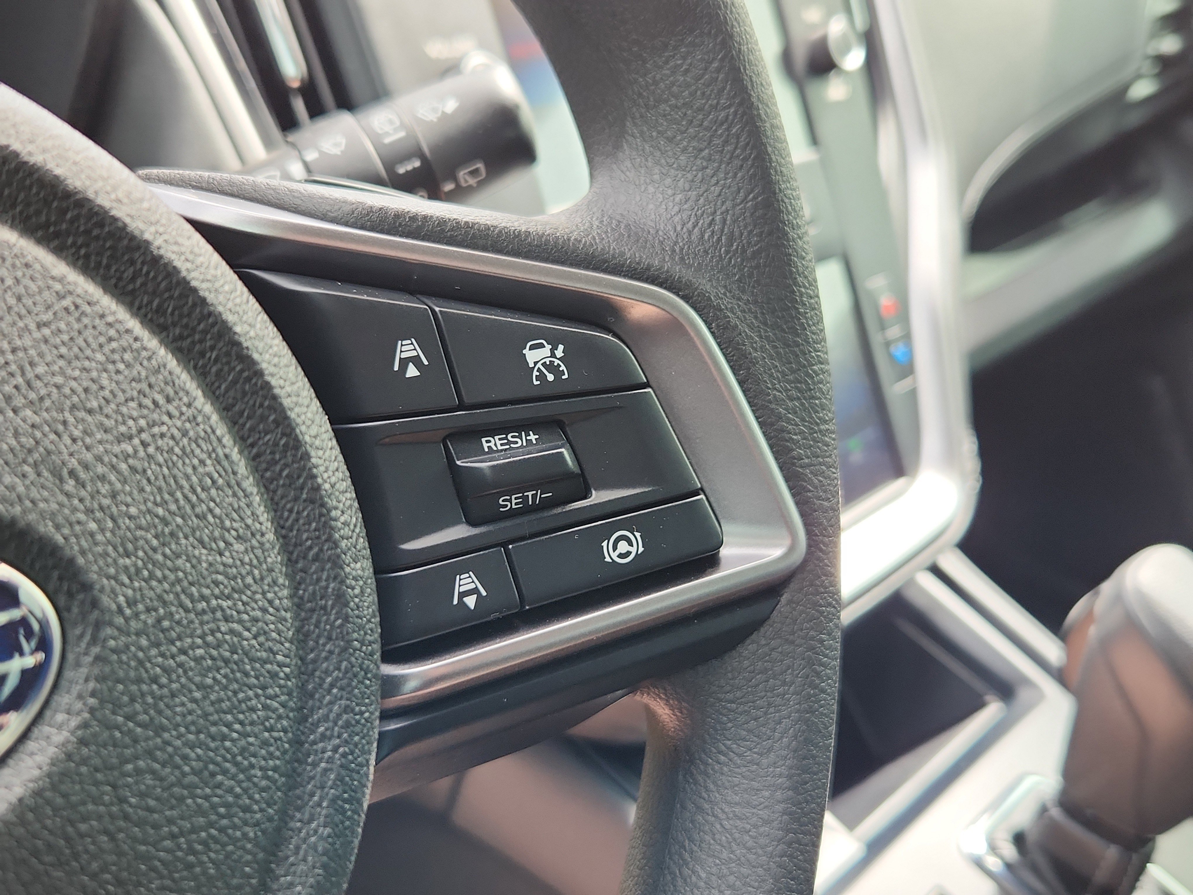 Used 2025 Subaru Outback AWD/4WD image 19