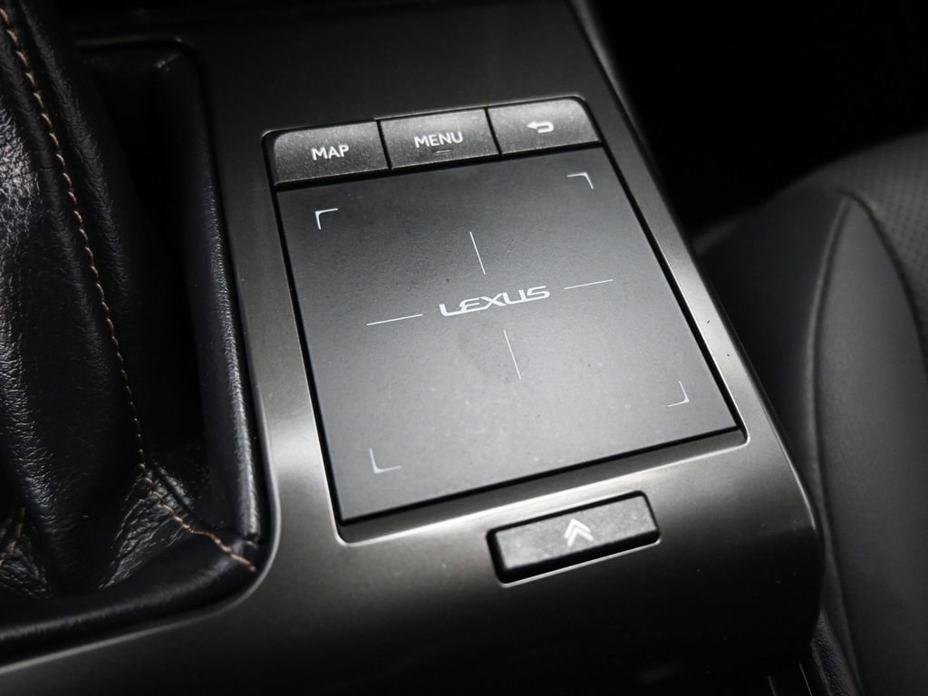 Used 2023 Lexus GX 460 Premium w/ Accessory Package image 15