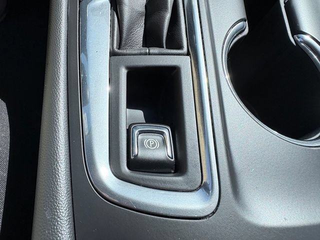 Used 2022 Chevrolet Equinox LS w/ LS Convenience Package FWD image 22