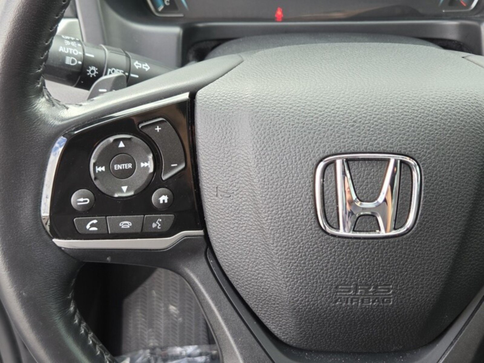 Used 2018 Honda Odyssey Touring image 28