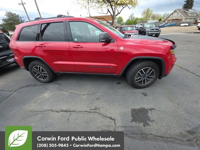 Used 2019 Jeep Grand Cherokee Trailhawk image 13