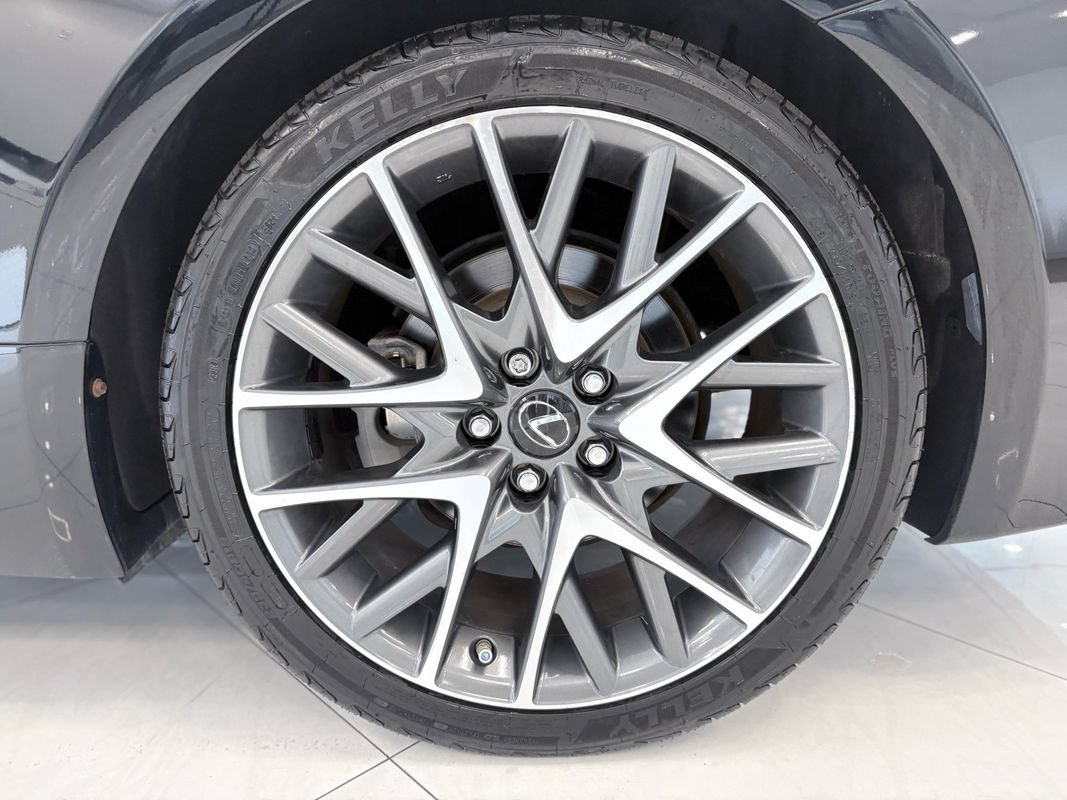 Used 2017 Lexus RC 300 AWD image 40