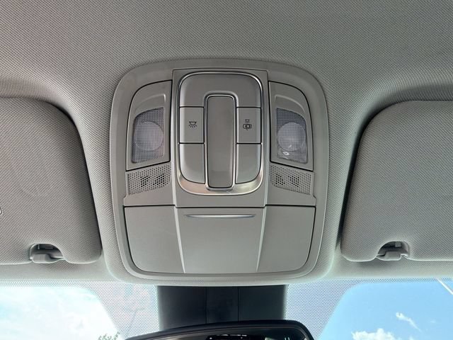 Used 2019 Hyundai Santa Fe SEL FWD image 25