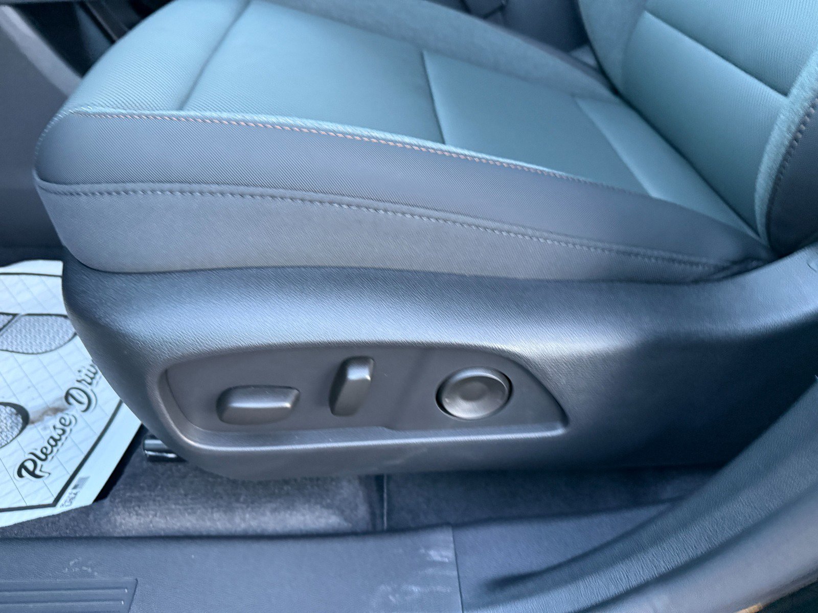 New 2026 GMC Terrain AT4 w/ LPO, Floor Liner Package image 24