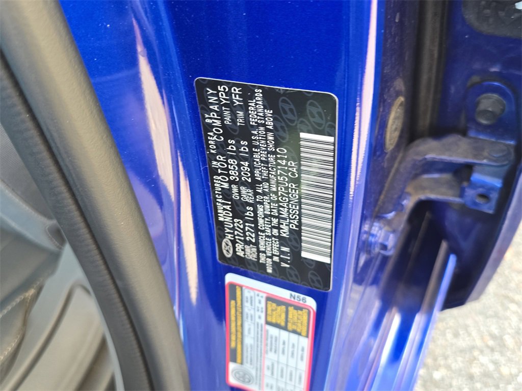 Used 2023 Hyundai Elantra SEL image 30