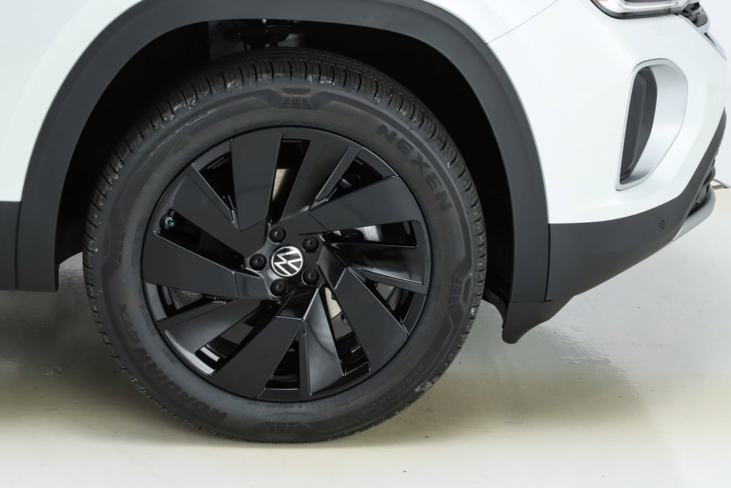 New 2026 Volkswagen Atlas SE image 14