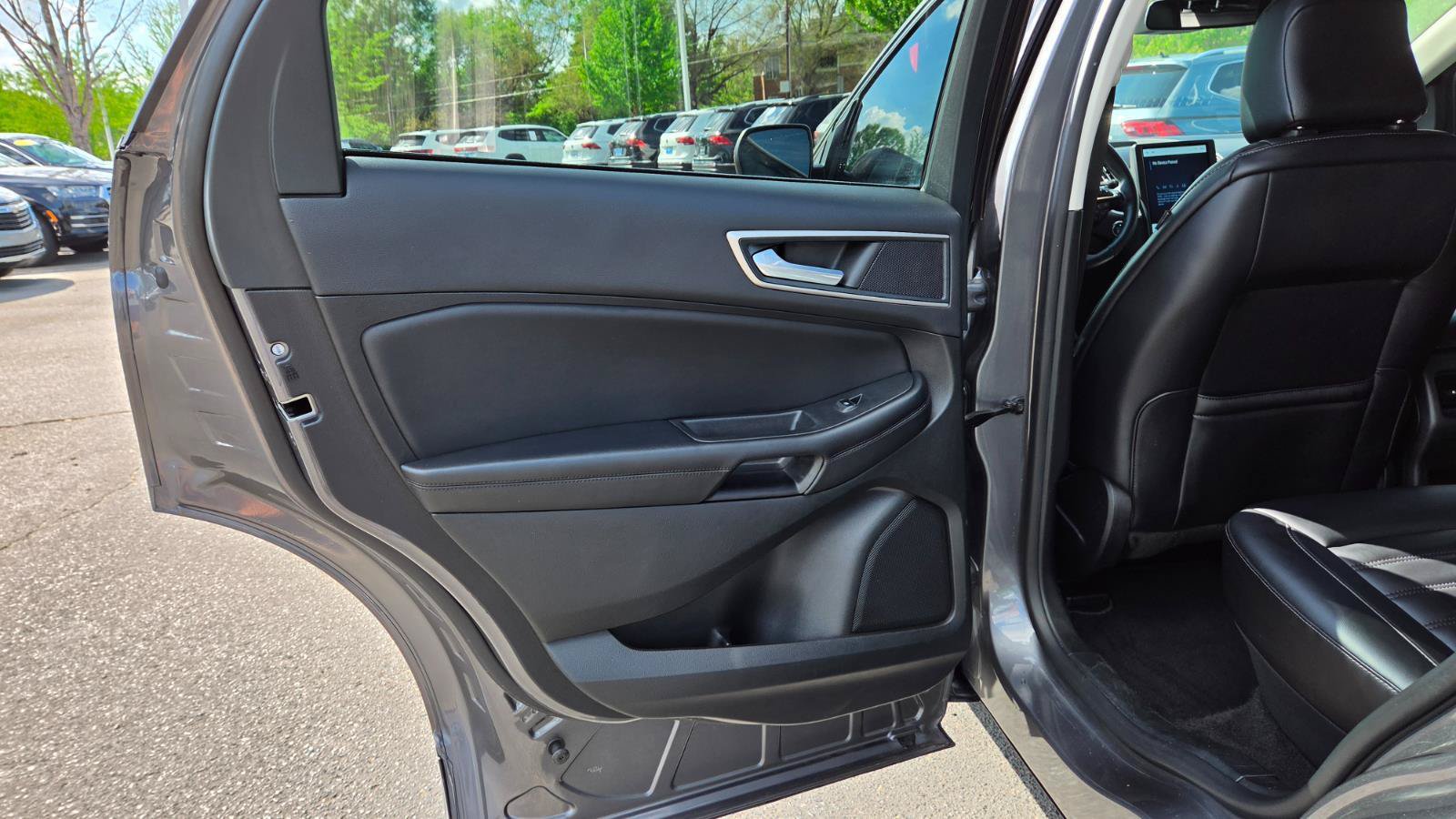 Used 2024 Ford Edge SEL AWD/4WD image 38