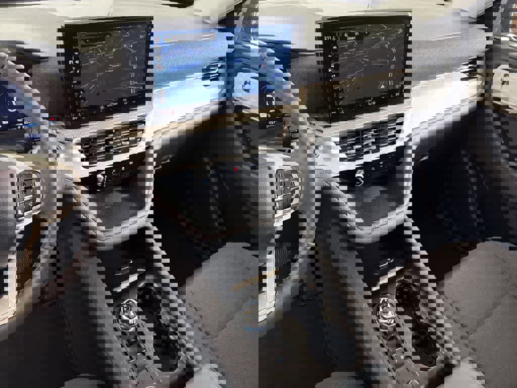 Used 2025 Ford Explorer Active image 55