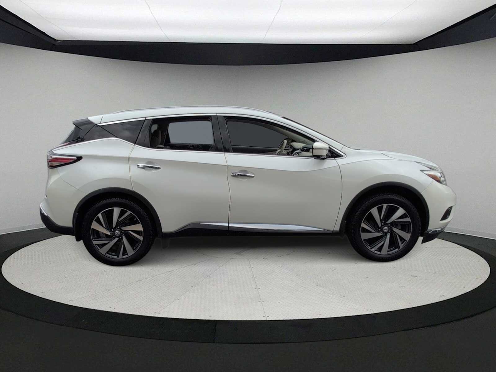 Used 2015 Nissan Murano Platinum w/ Platinum Technology Package AWD/4WD image 9