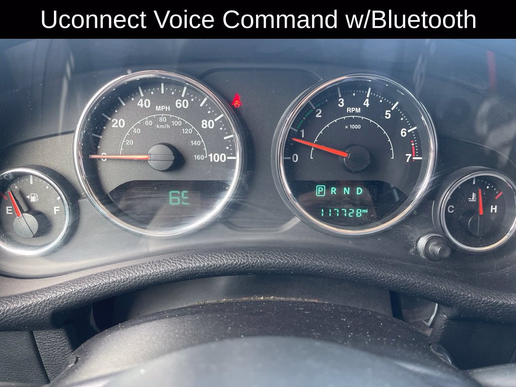 Used 2015 Jeep Wrangler Unlimited Sport w/ Connectivity Group AWD/4WD image 14