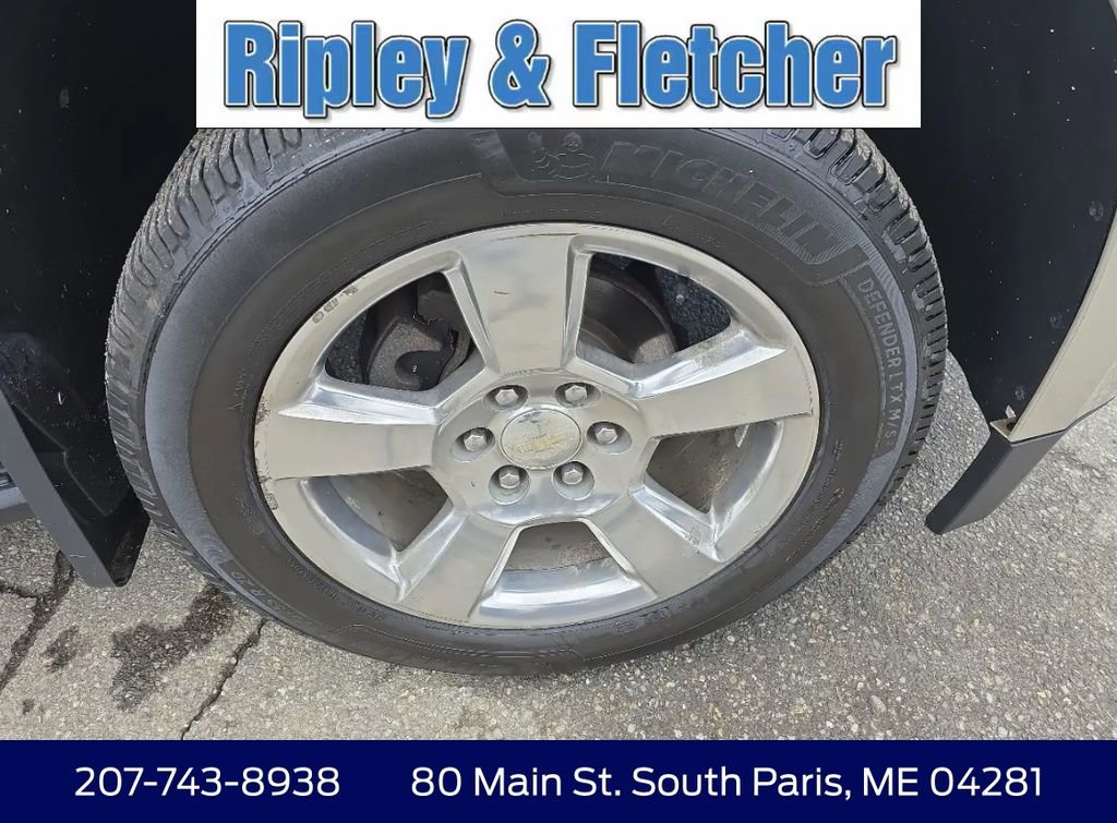 Used 2017 Chevrolet Tahoe LT w/ Luxury Package AWD/4WD image 11