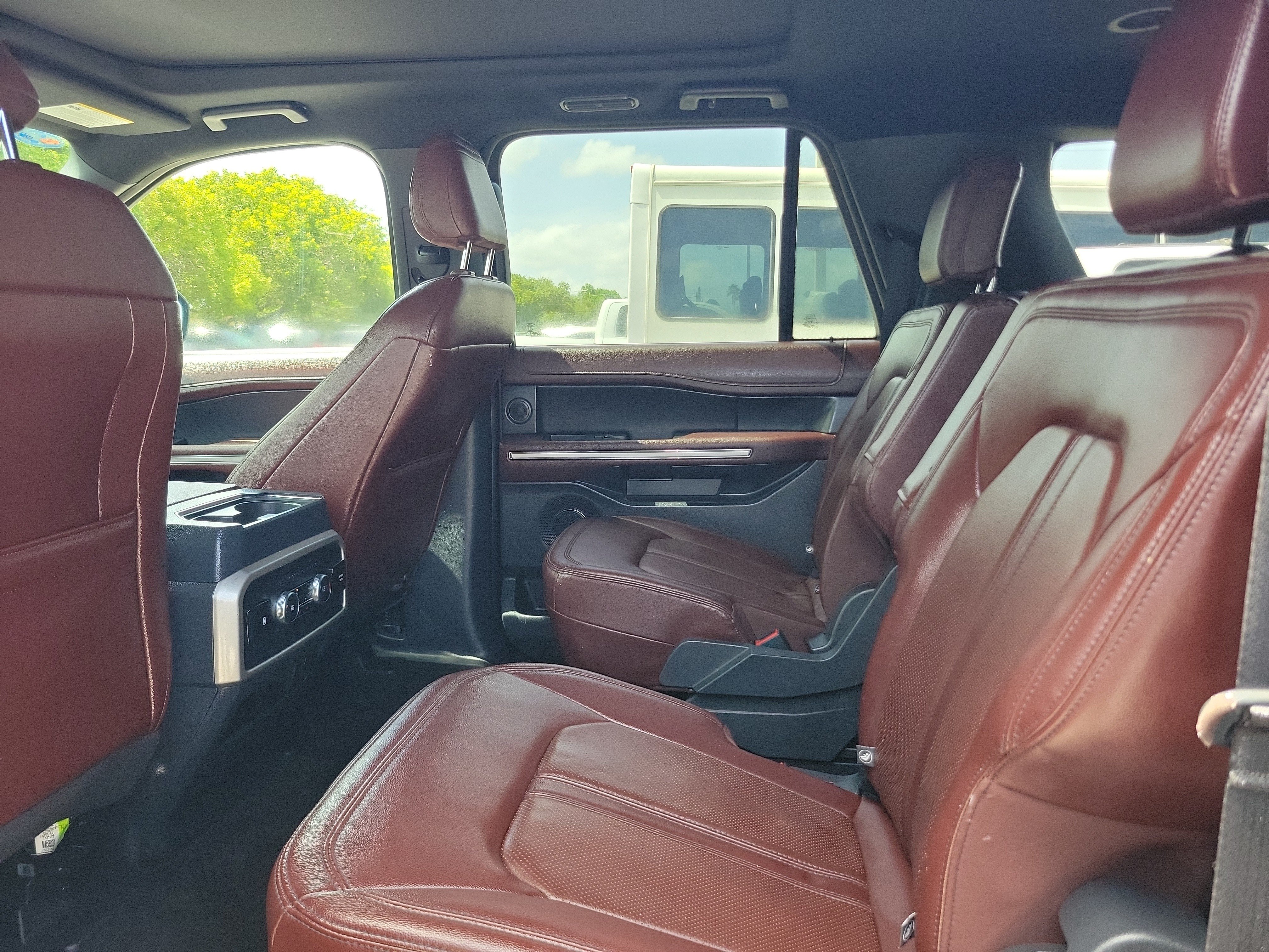 Used 2023 Ford Expedition Max Limited AWD/4WD image 14