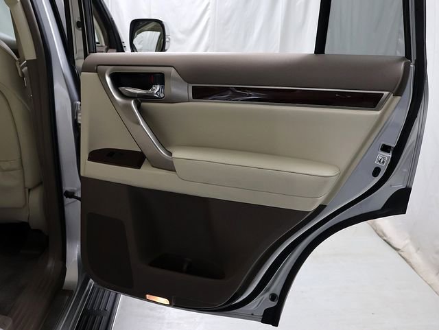 Used 2019 Lexus GX 460 Premium w/ Premium Package AWD/4WD image 32