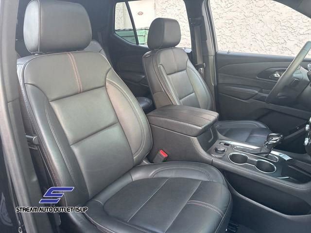 Used 2022 Chevrolet Traverse RS image 14