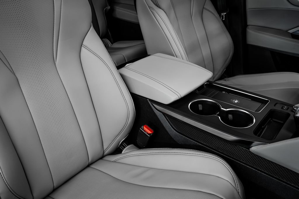 Certified 2026 Acura MDX FWD w/ Technology Package image 19
