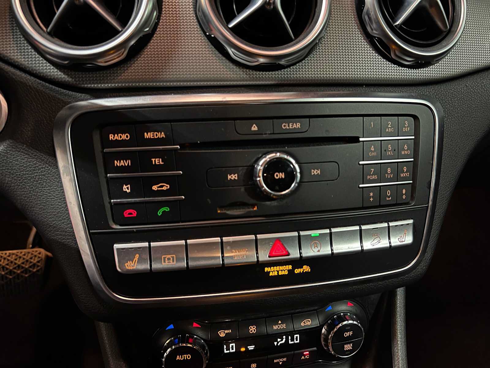 Certified 2020 Mercedes-Benz GLA 250 4MATIC image 36