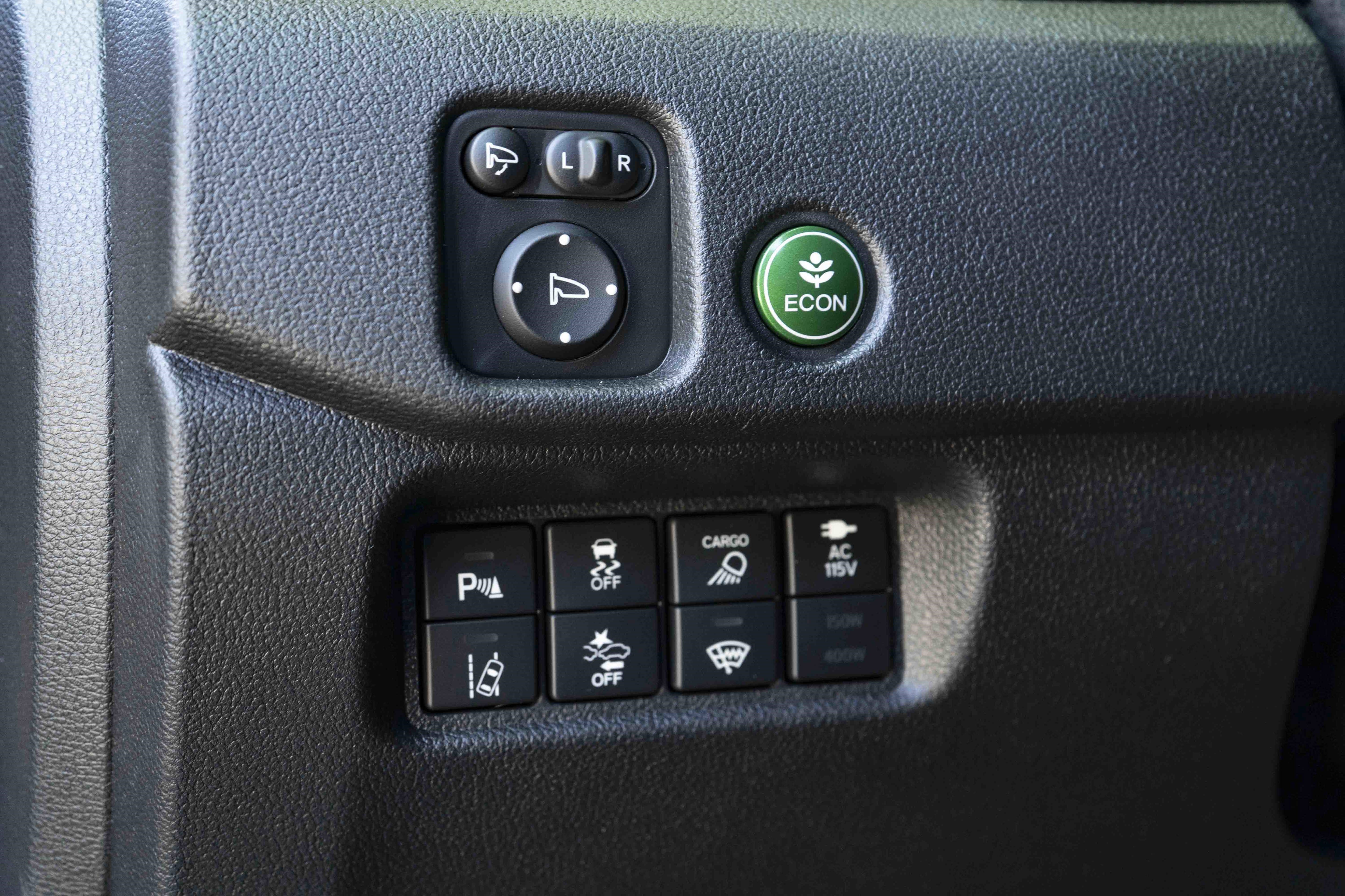 Used 2025 Honda Ridgeline Black Edition image 41