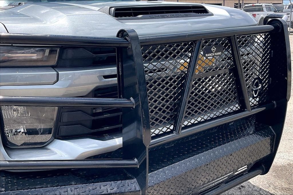 Used 2024 Chevrolet Silverado 2500 Custom w/ Custom Value Package AWD/4WD image 34
