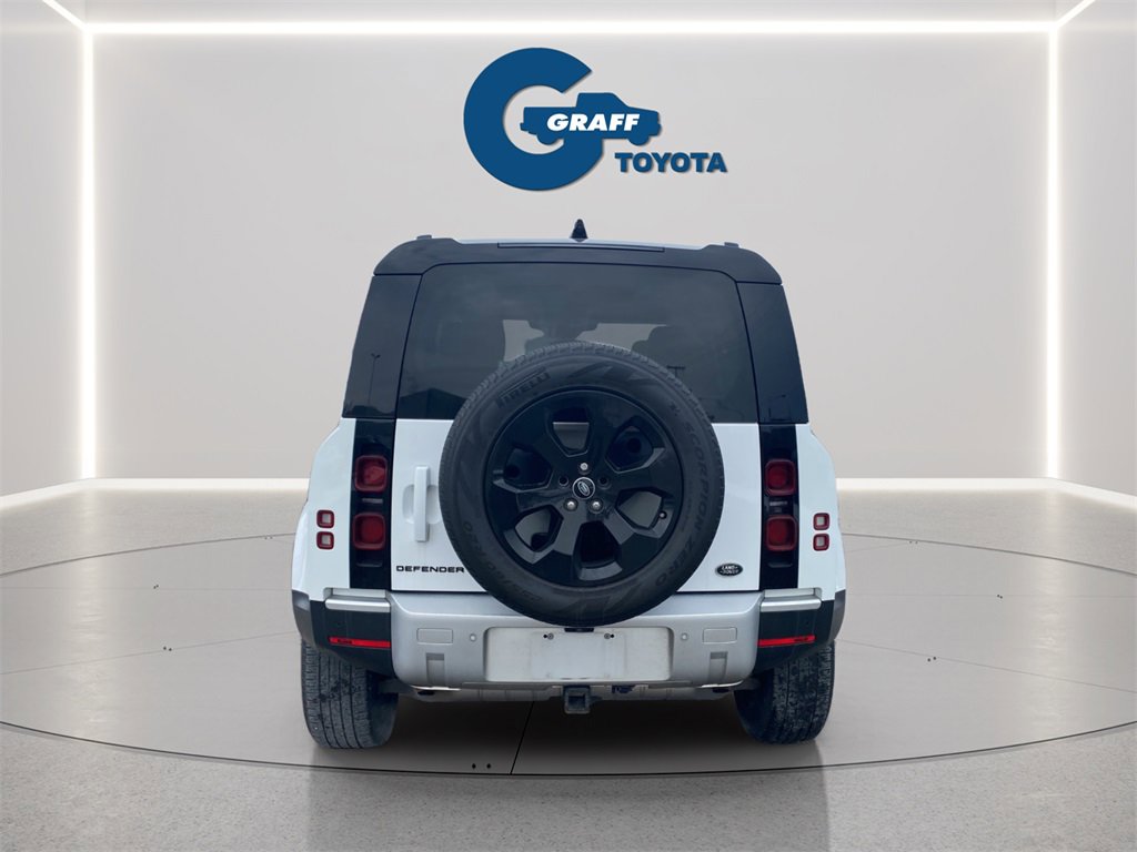 Used 2022 Land Rover Defender 110 S image 4