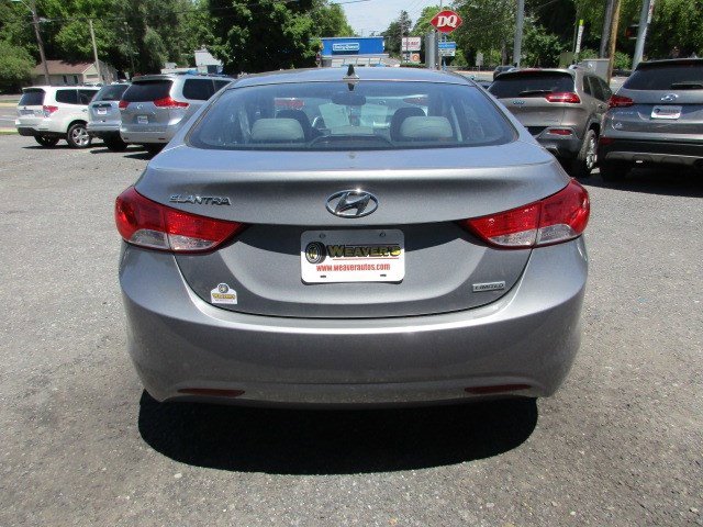 Used 2012 Hyundai Elantra Limited FWD image 7