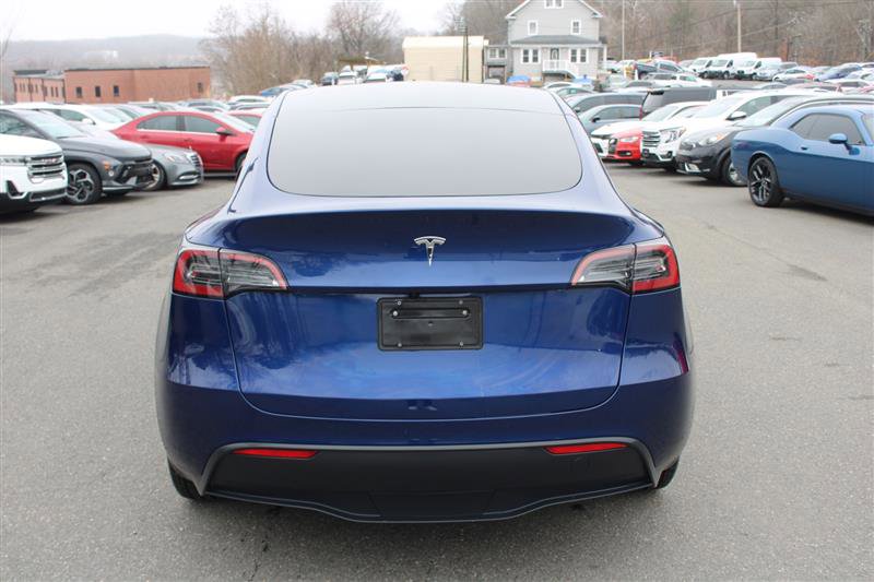 Used 2024 Tesla Model Y Long Range image 7