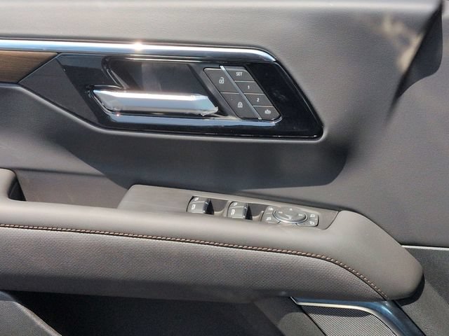 New 2026 Chevrolet Suburban High Country AWD/4WD image 26