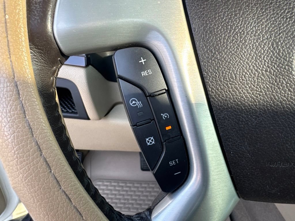 Used 2012 Cadillac Escalade ESV Luxury AWD/4WD image 18