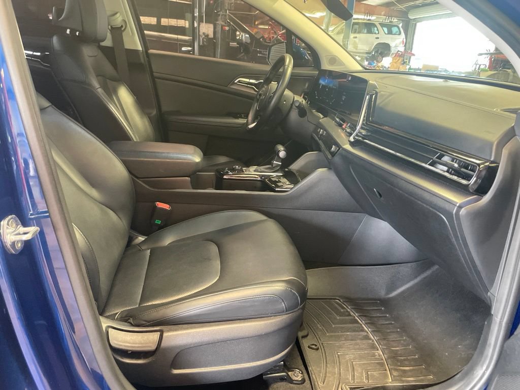 Used 2023 Kia Sportage SX FWD image 17
