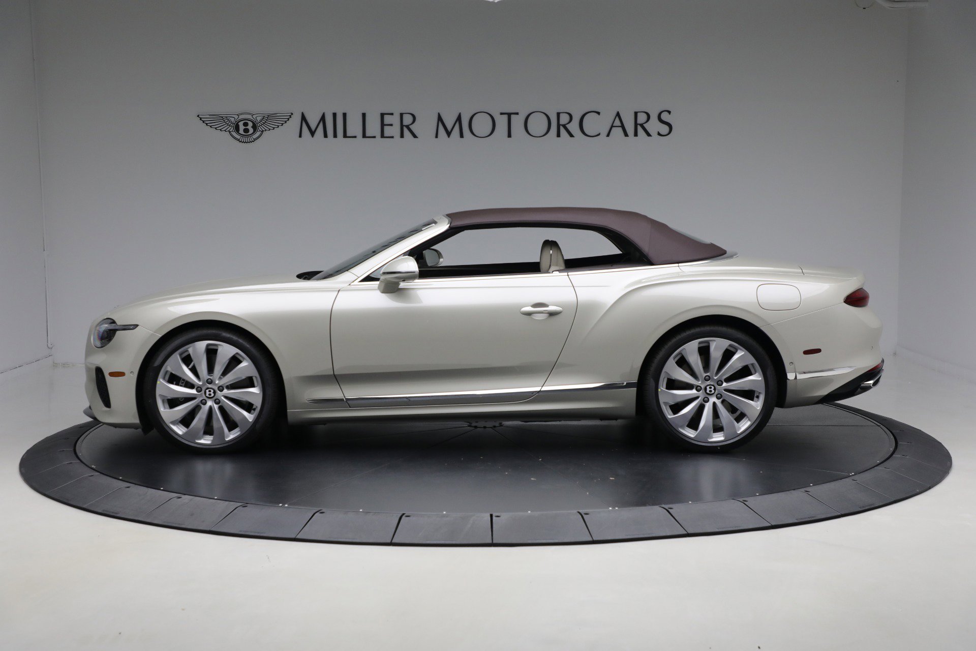 New 2026 Bentley Continental GTC AWD/4WD image 10