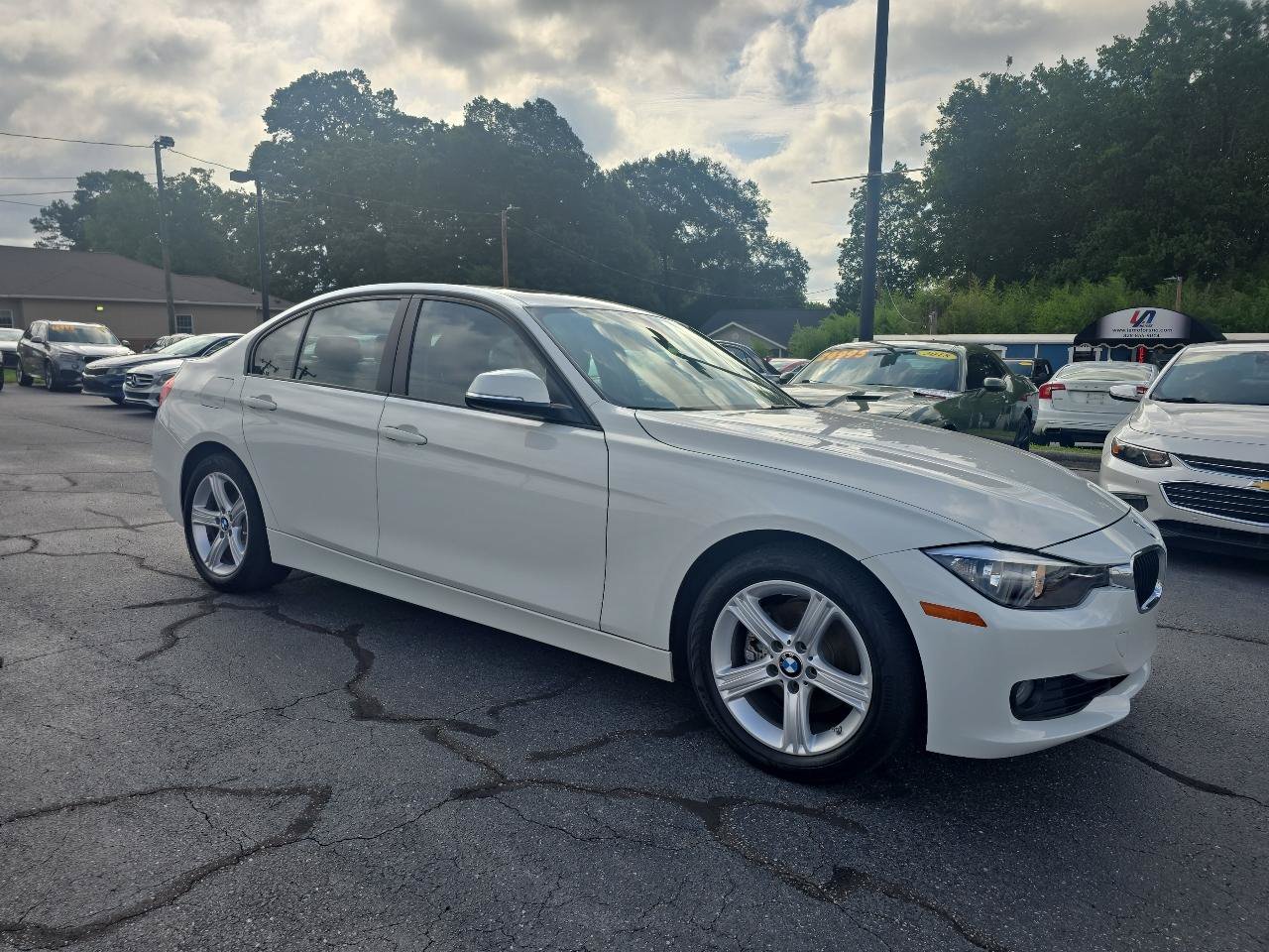 Used 2014 BMW 328i Sedan RWD image 3