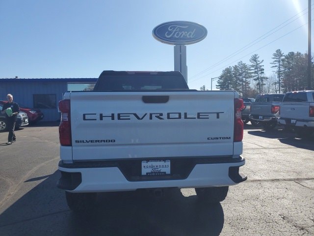 Used 2024 Chevrolet Silverado 1500 Custom w/ LPO, Dark Essentials Package image 6