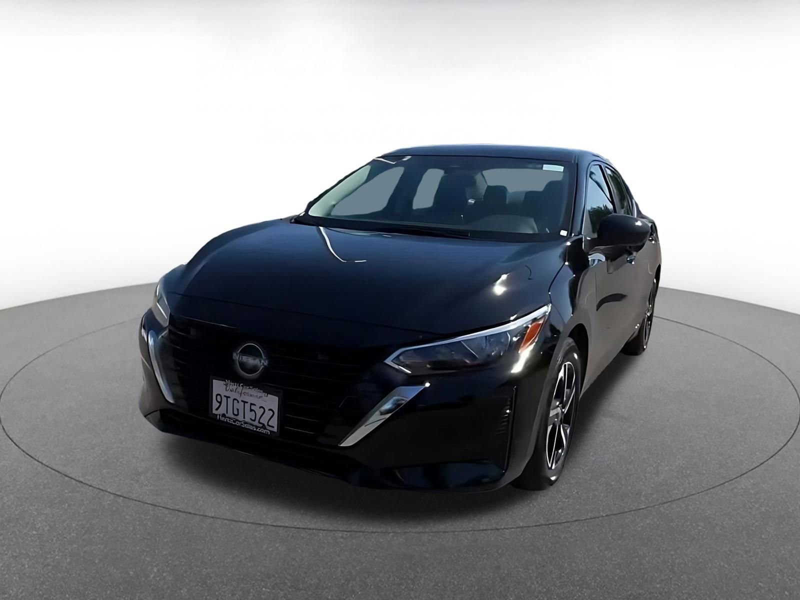 Used 2025 Nissan Sentra SV FWD image 4