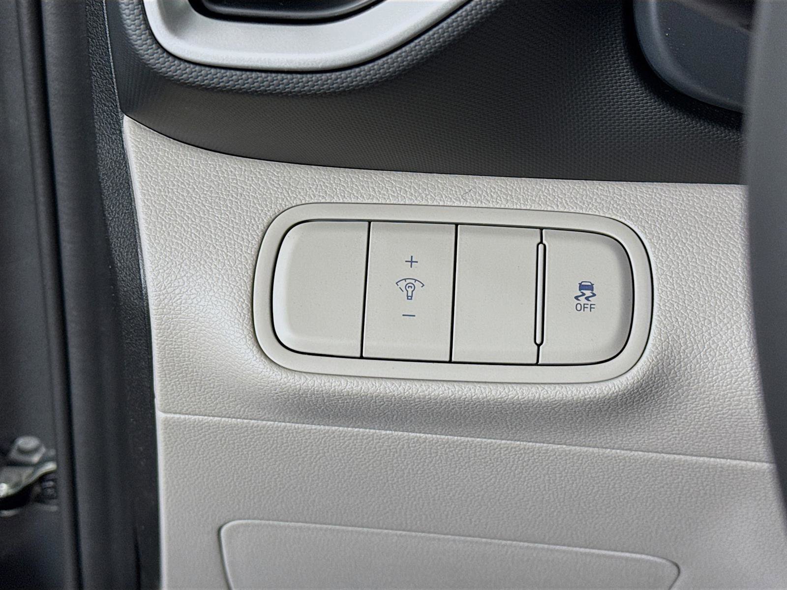 New 2025 Hyundai Venue SEL image 10