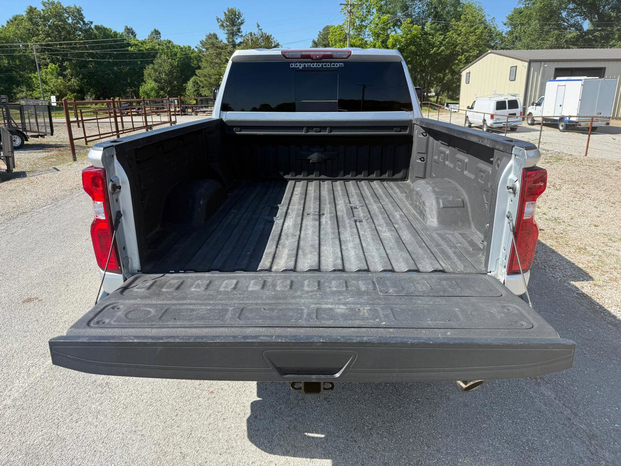Used 2020 Chevrolet Silverado 2500 LTZ w/ LTZ Premium Package AWD/4WD image 5