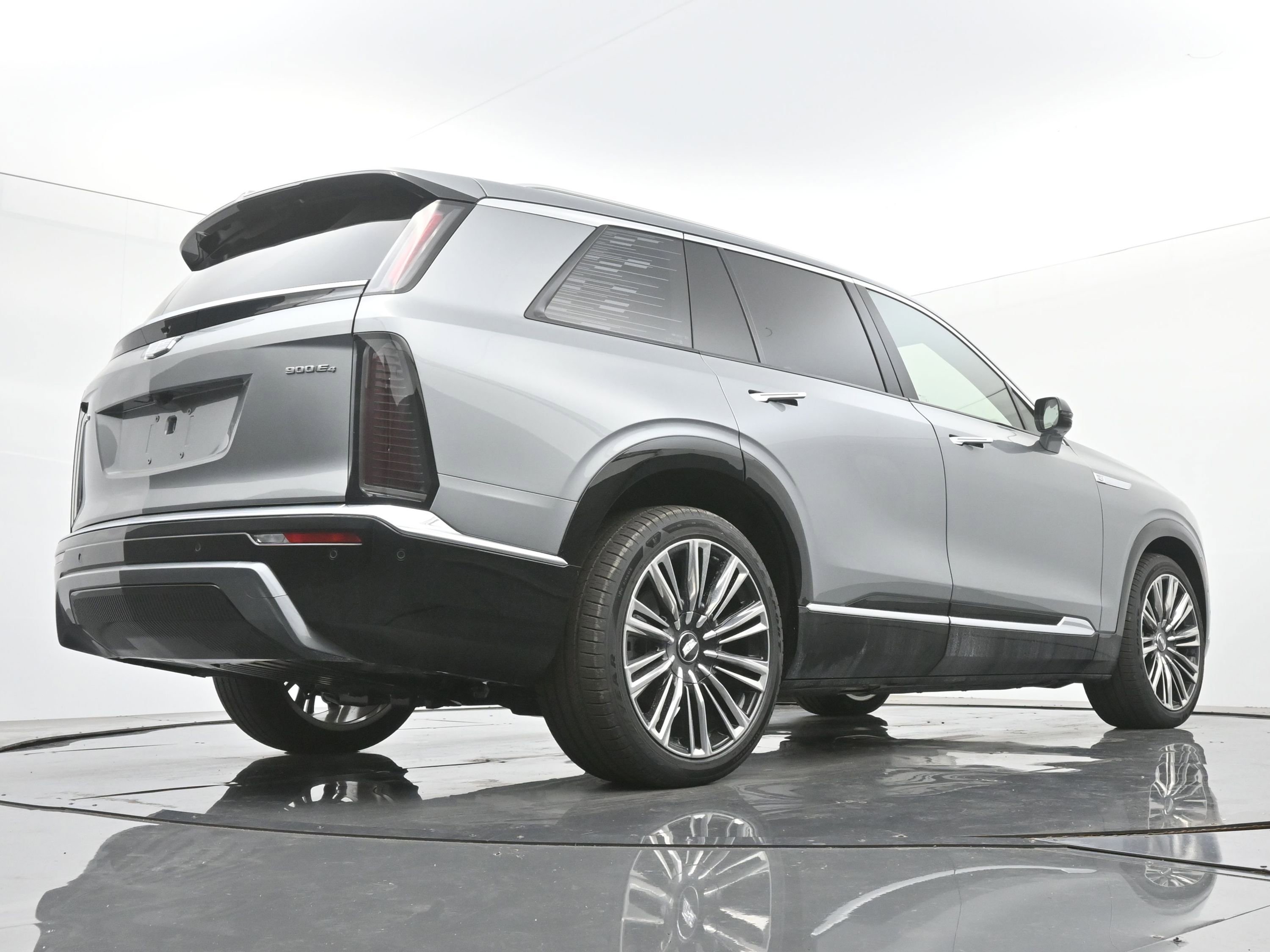 New 2026 Cadillac Vistiq Premium Luxury w/ LPO, Floor Liner Package image 19