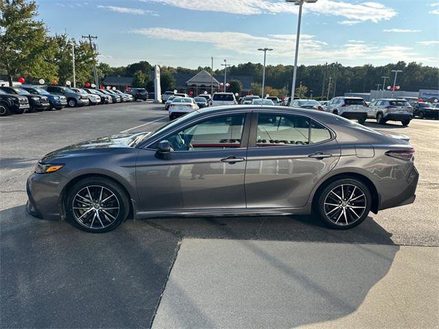Certified 2023 Toyota Camry SE image 6