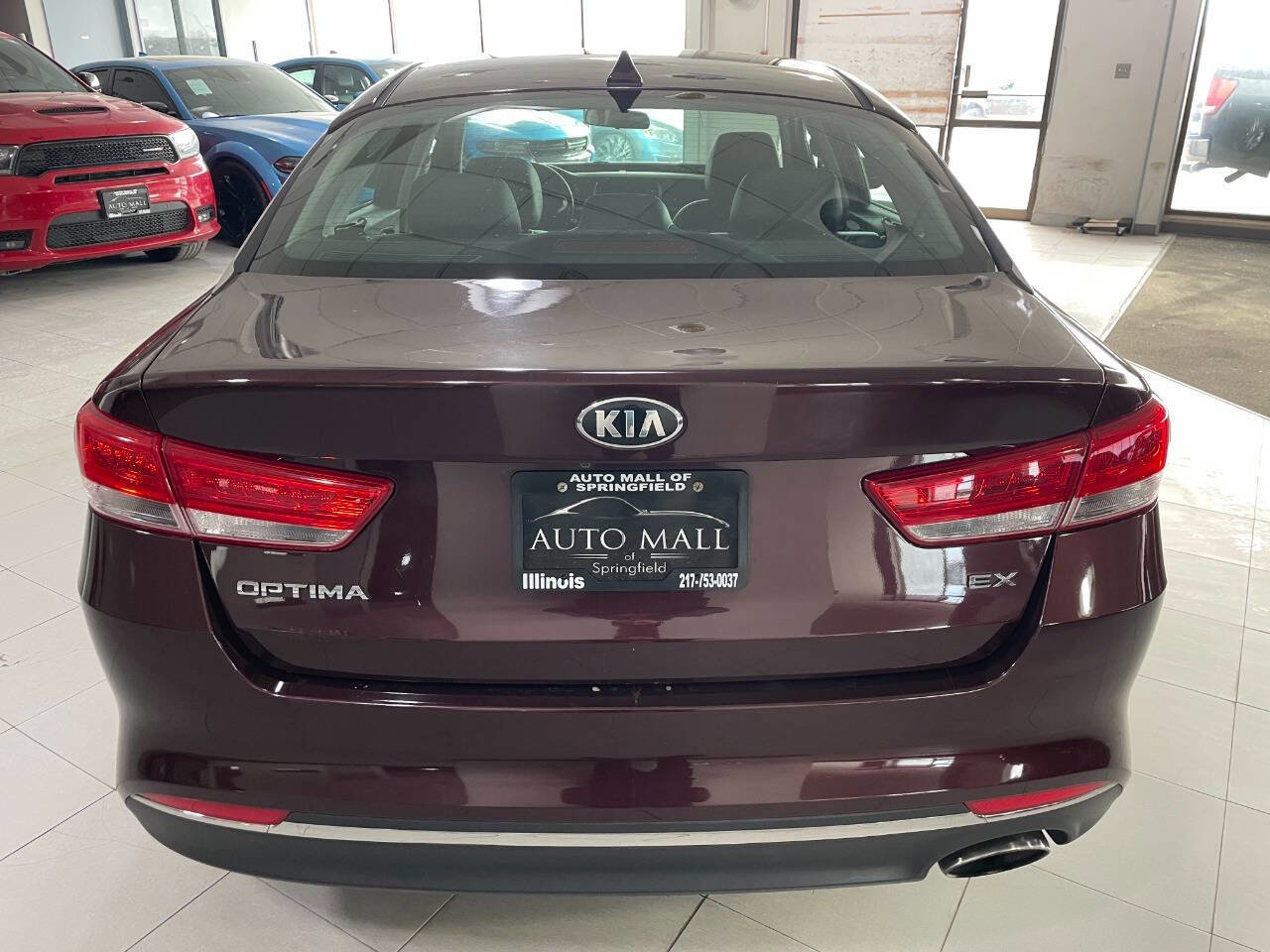 Used 2017 Kia Optima EX image 6
