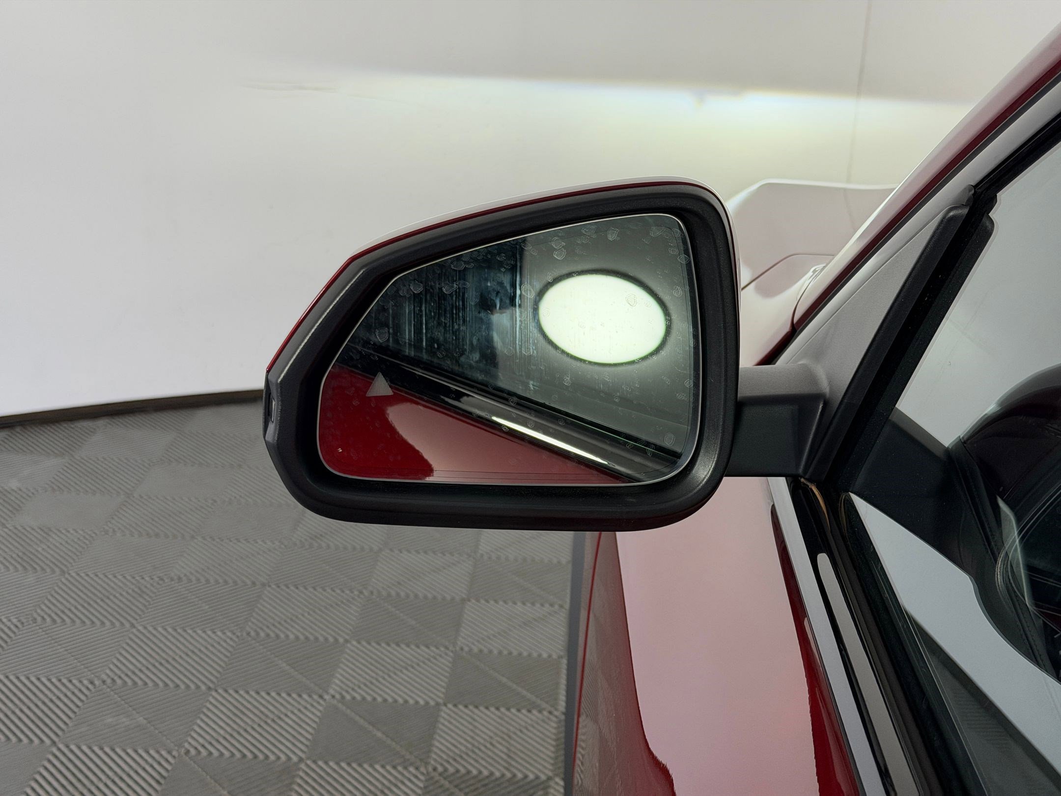 Used 2025 BMW X2 xDrive28i AWD/4WD image 21