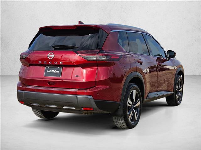 Used 2024 Nissan Rogue SL image 5